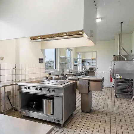 Sct Knudsborg 58-beds On The Brenderup